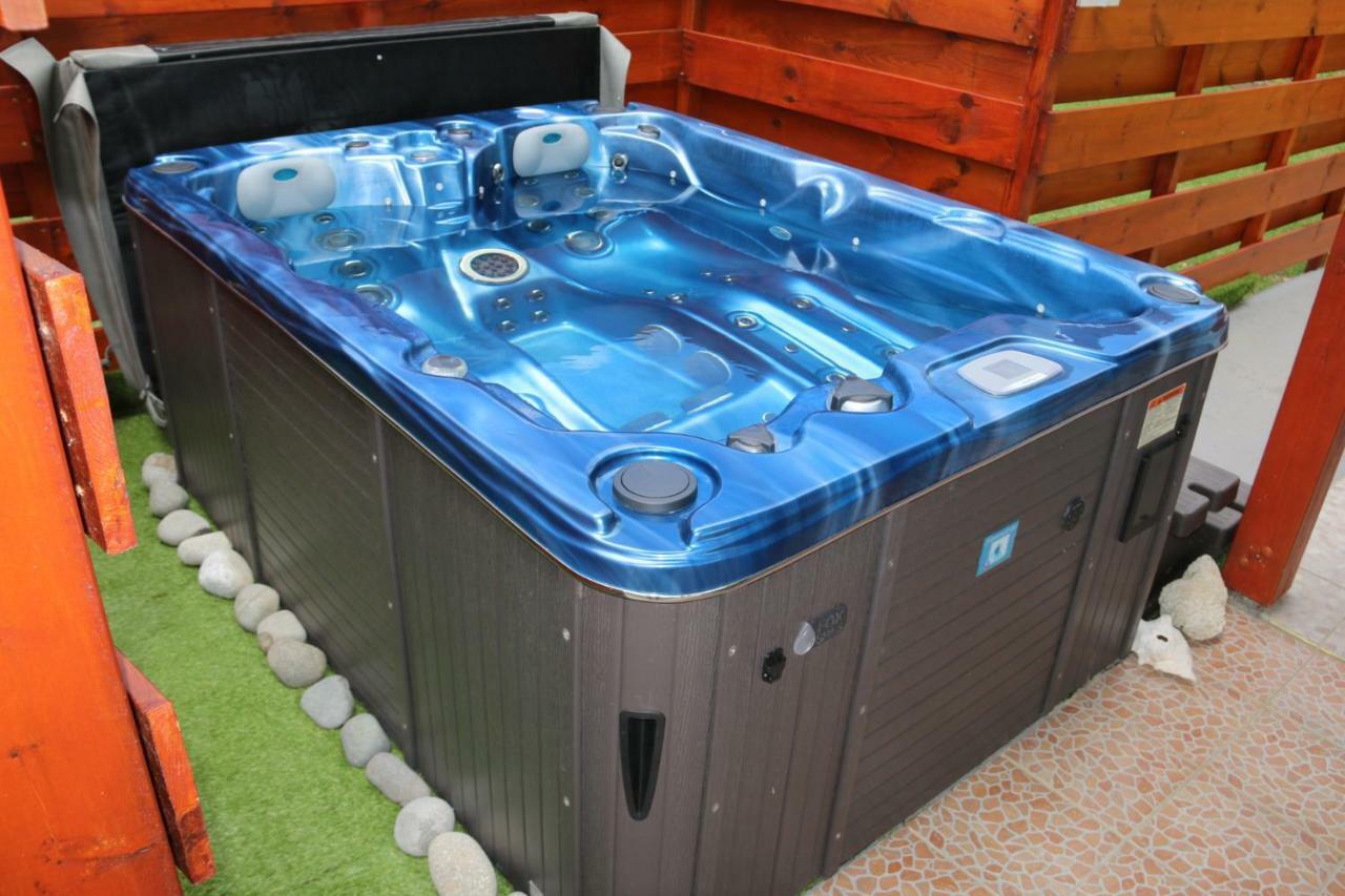 L'Alizee & Spa Jacuzzi Privatif Haut De Gamme 圣罗斯 外观 照片